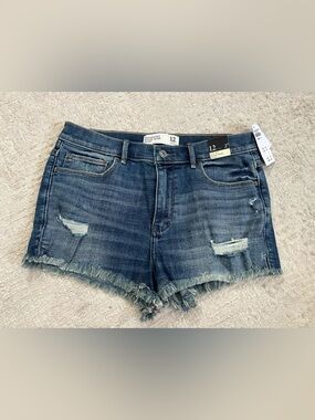 Abercrombie and Fitch High Rise Denim Shorts 2”